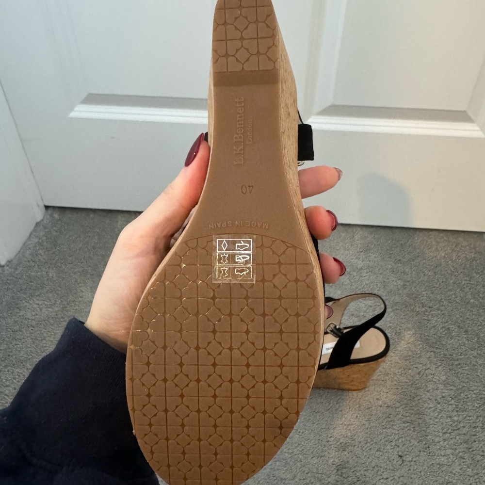 LK Bennett Black and Tan Wedge Sandals - Picture 3 of 7